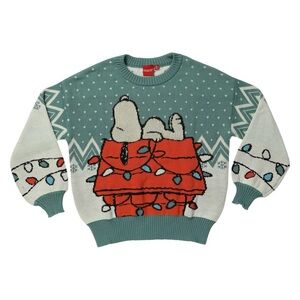 nwt peanuts snoopy oversized holiday sweater M